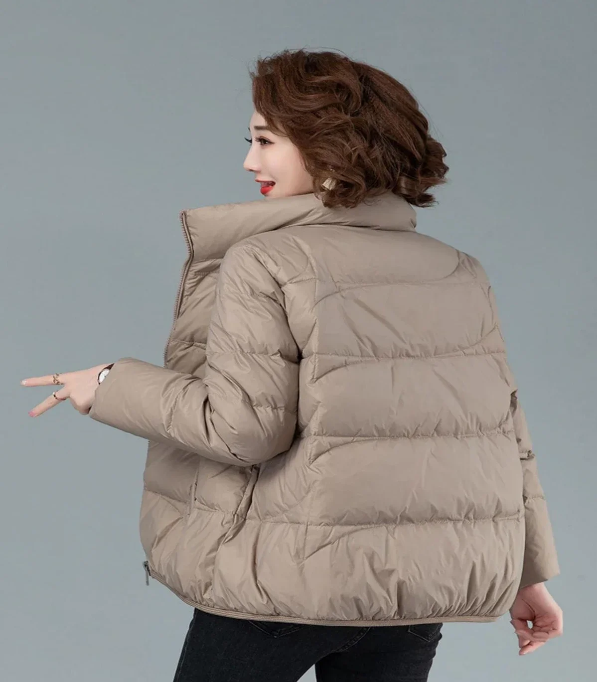 Abrigos cortos acolchados de plumón de pato para mujer, chaqueta | Ropa de mujer · Omeda.es - Imagen 9