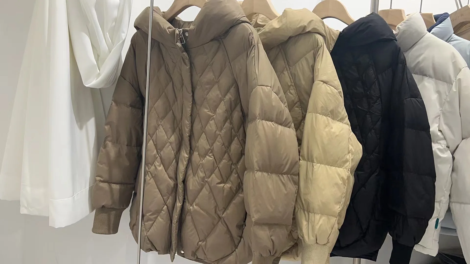 Abrigos de plumas para mujer, chaquetas de longitud media con capucha | Ropa de mujer · Omeda.es - Imagen 3