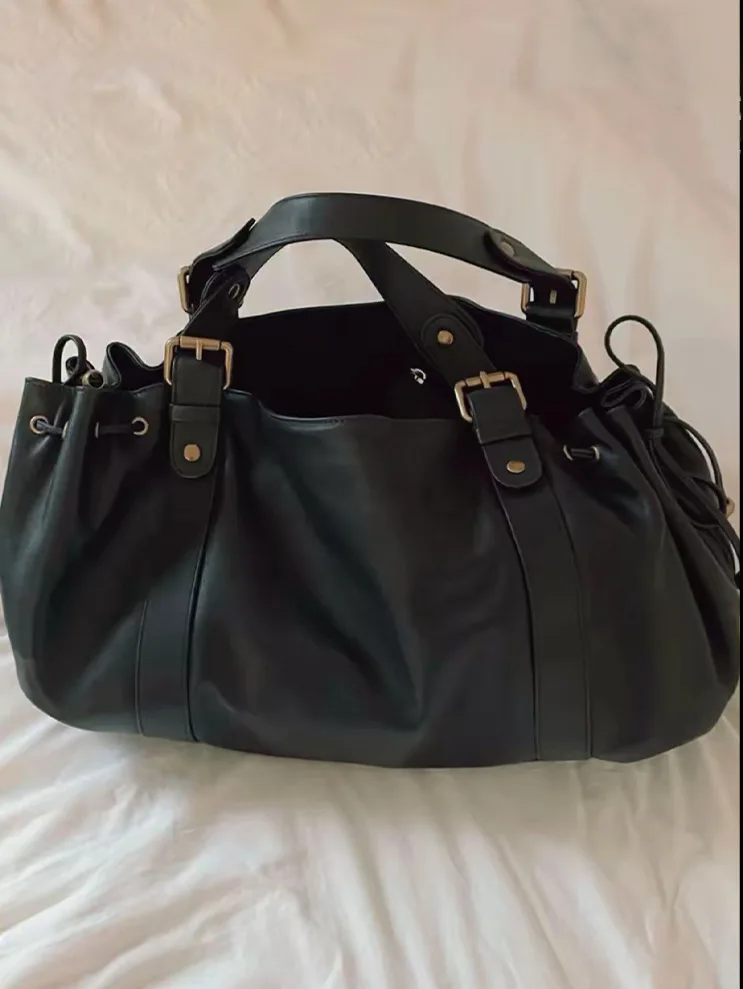 Bolso cruzado sencillo para mujer, bolso Boston de hombro para ir al | Accesorios de moda · Omeda.es - Imagen 10