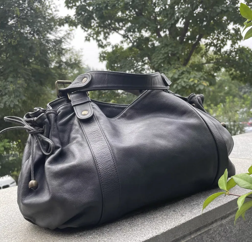 Bolso cruzado sencillo para mujer, bolso Boston de hombro para ir al | Accesorios de moda · Omeda.es - Imagen 3