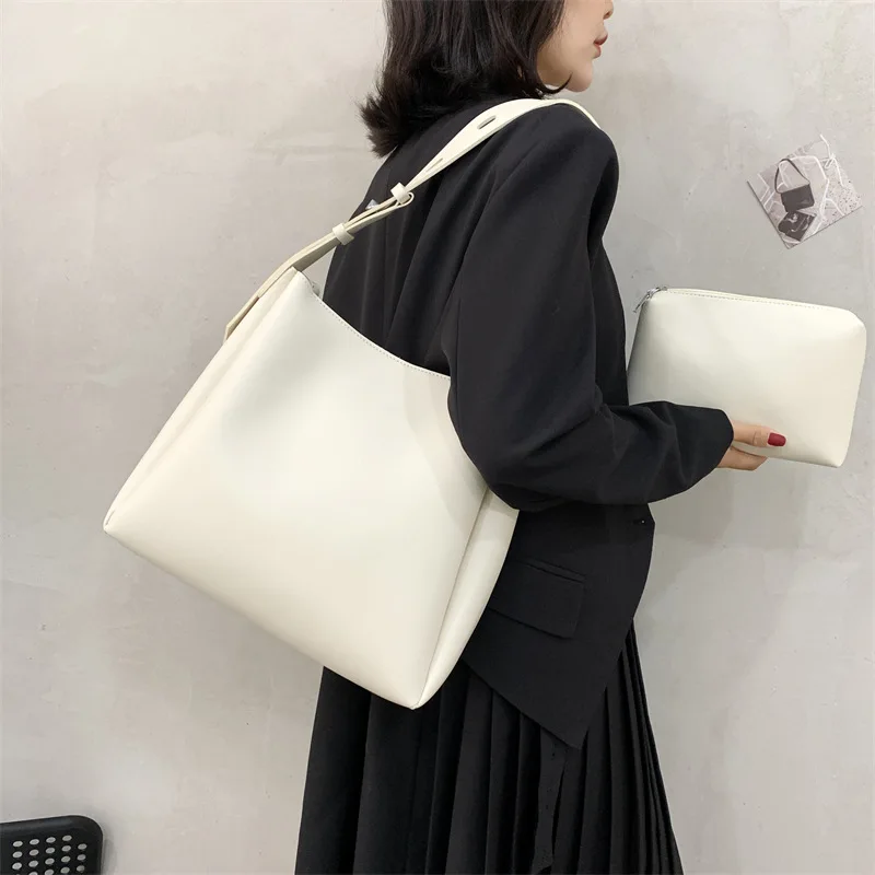 Bolso de mano de cuero de moda para mujer, tendencia 2025, bolso | Accesorios de moda · Omeda.es - Imagen 3