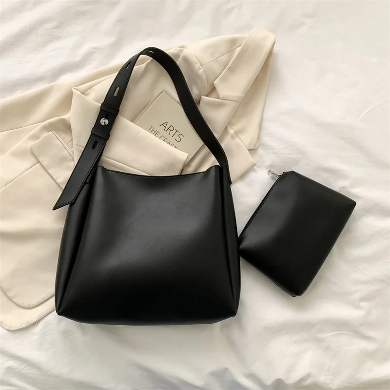 Bolso de mano de cuero de moda para mujer, tendencia 2025, bolso | Accesorios de moda · Omeda.es - Imagen 4