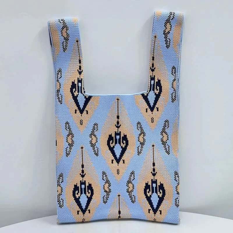 Bolso de mano tejido a la moda para mujer, bolso de mano con patrón | Accesorios de moda · Omeda.es - Imagen 16