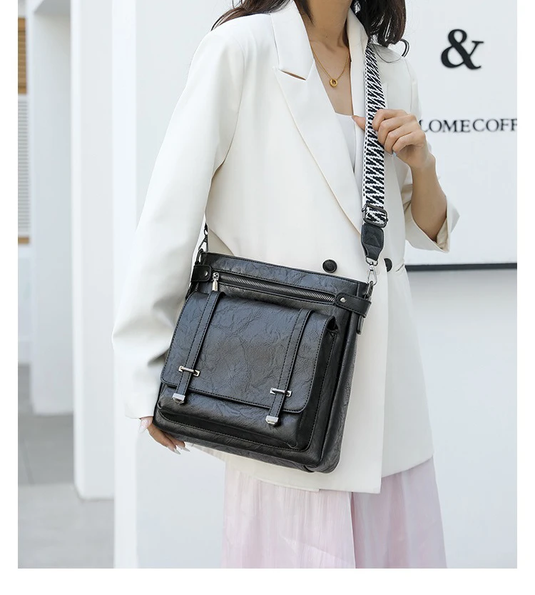 Bolso de mujer, bolso cruzado de estilo clásico a la moda, bolso | Accesorios de moda · Omeda.es - Imagen 17