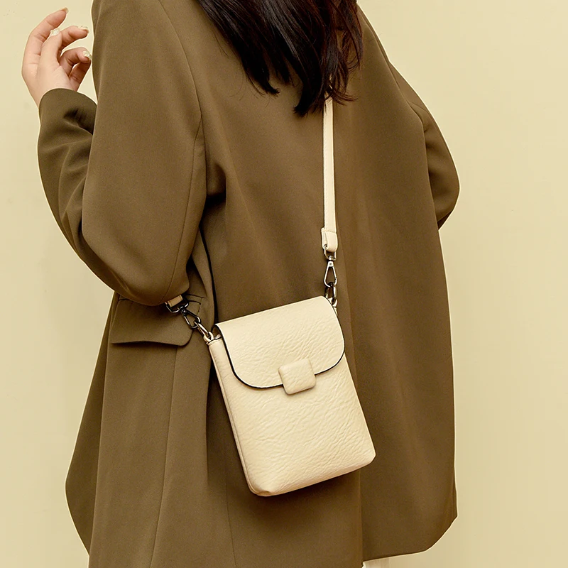 Bolso pequeño para teléfono, bolsos de hombro con solapa para mujer, | Accesorios de moda · Omeda.es - Imagen 11