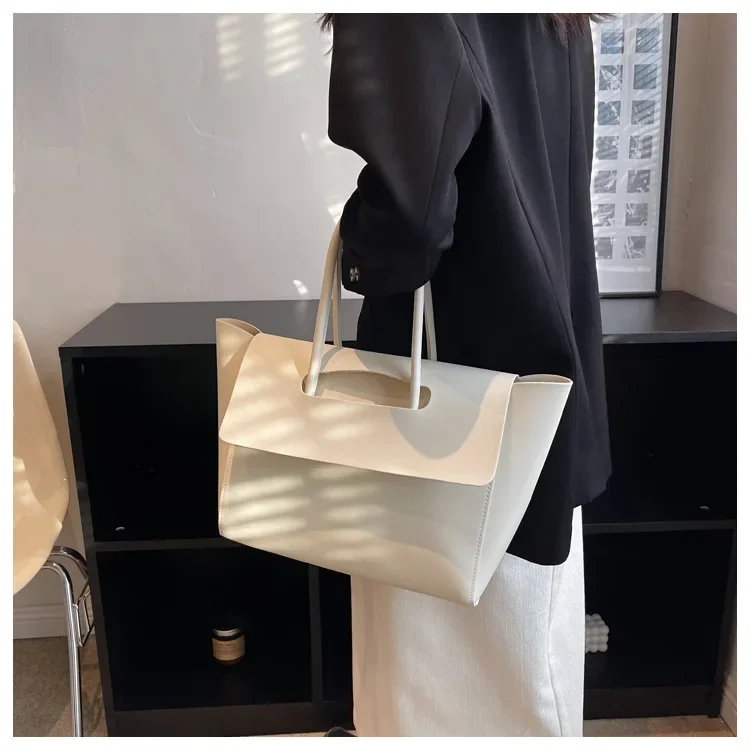 Bolsos de hombro a la moda para mujer, novedad de 2024, bolsos de | Accesorios de moda · Omeda.es - Imagen 20