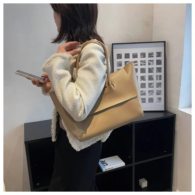 Bolsos de hombro a la moda para mujer, novedad de 2024, bolsos de | Accesorios de moda · Omeda.es - Imagen 28
