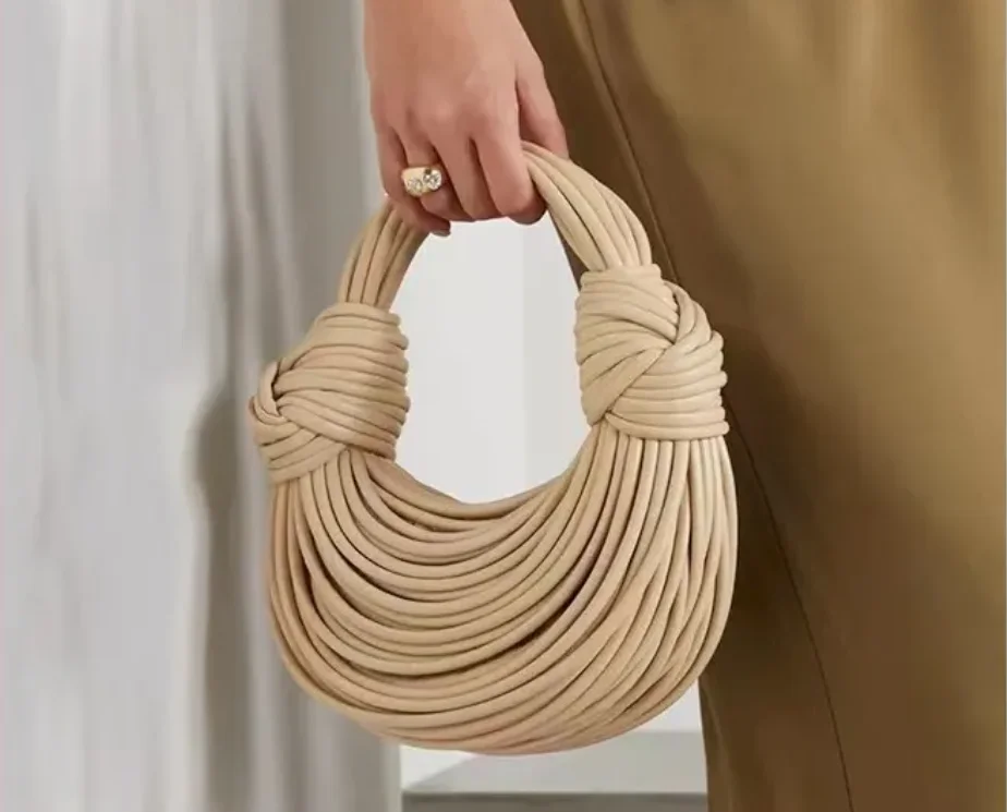 Bolsos de mano para mujer 2025, oro nuevo, marca de diseñador de | Accesorios de moda · Omeda.es - Imagen 22
