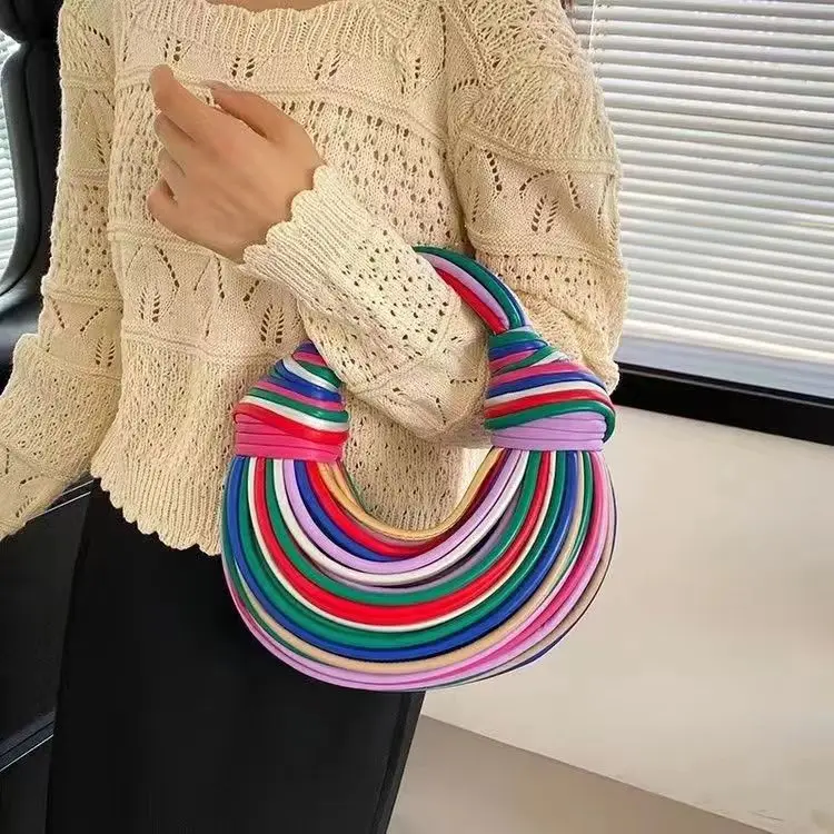 Bolsos de mano para mujer 2025, oro nuevo, marca de diseñador de | Accesorios de moda · Omeda.es - Imagen 24