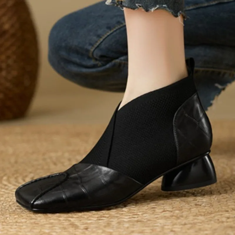 Botas cortas de moda para mujer, botas Chelsea ligeras y versátiles | Zapatos y calzado · Omeda.es