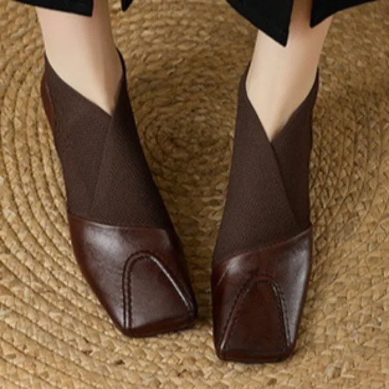 Botas cortas de moda para mujer, botas Chelsea ligeras y versátiles | Zapatos y calzado · Omeda.es - Imagen 5