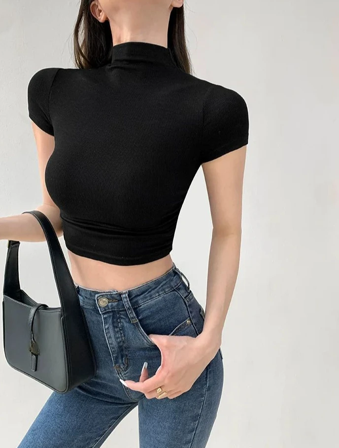 Camiseta corta ajustada con cuello alto para mujer, Tops de Color | Ropa de mujer · Omeda.es - Imagen 22