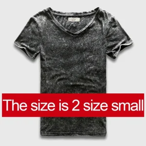 Camiseta de moda urbana para hombre, Camisa ajustada con cuello en V, | Ropa de hombre · Omeda.es