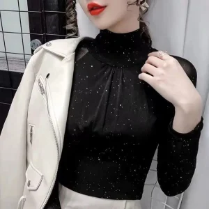 Camisetas para mujer, Tops para mujer, ropa 2025, camisetas negras | Ropa de mujer · Omeda.es