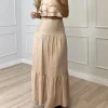 Conjunto de falda de capas y top corto de lino beige con volantes | Ropa de mujer · Omeda.es