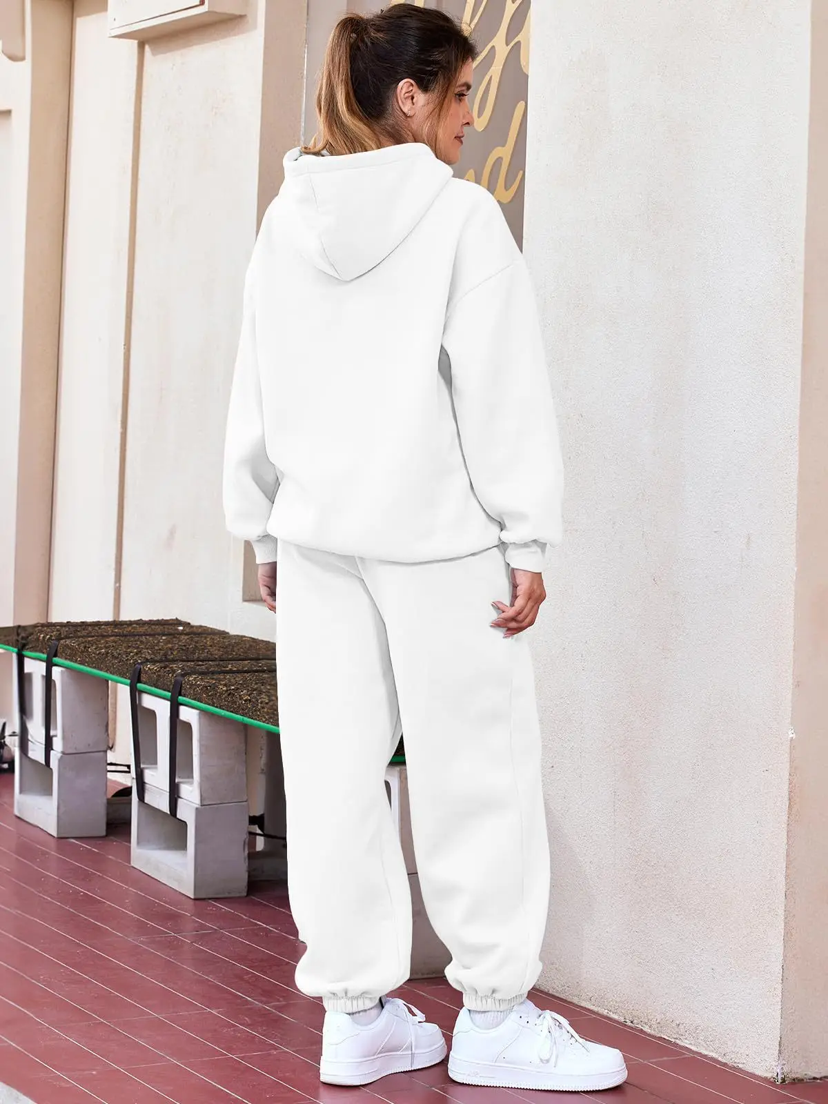 Conjunto de sudadera con capucha y jogging unisex de otoño e | Ropa de hombre · Omeda.es - Imagen 20