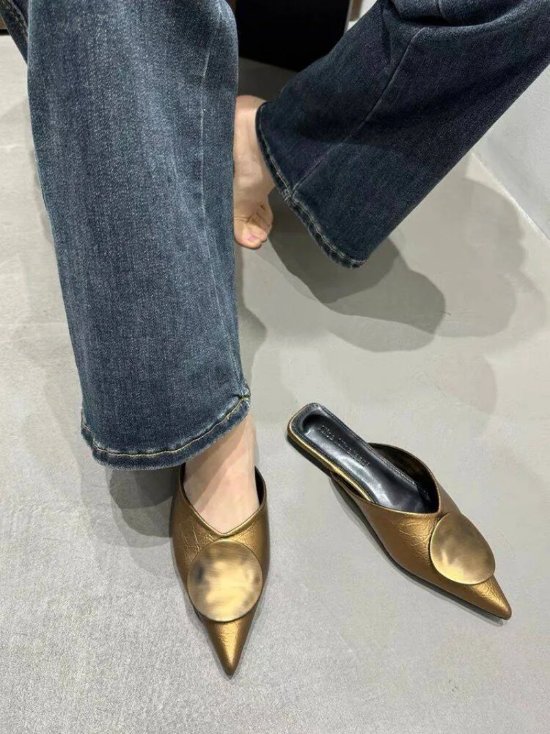 Diapositivas femeninas, zapatos planos con punta estrecha a la moda, | Zapatos y calzado · Omeda.es - Imagen 10