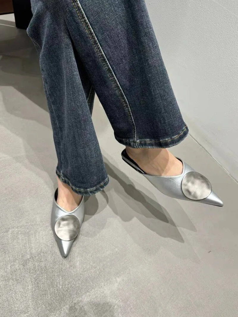 Diapositivas femeninas, zapatos planos con punta estrecha a la moda, | Zapatos y calzado · Omeda.es - Imagen 12