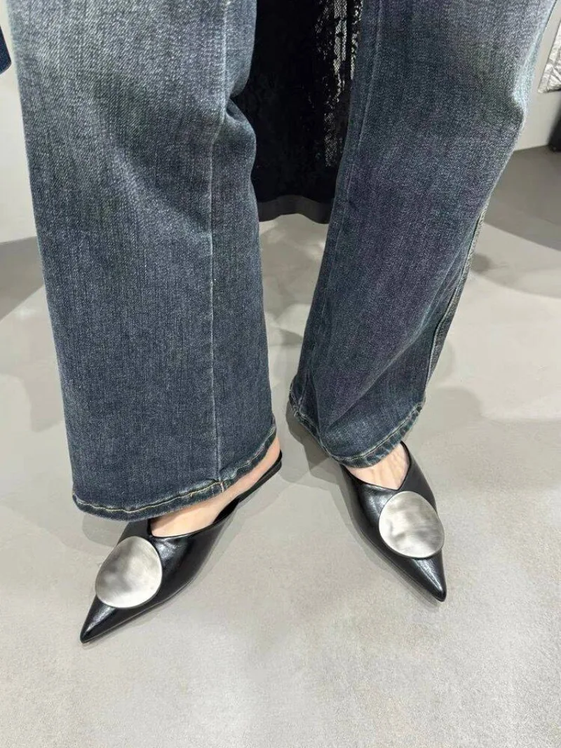 Diapositivas femeninas, zapatos planos con punta estrecha a la moda, | Zapatos y calzado · Omeda.es - Imagen 8