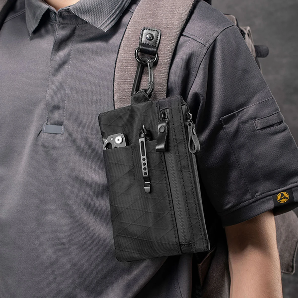 Embrague con cremallera y pulsera, porta pasaporte, cartera con | Accesorios de moda · Omeda.es - Imagen 6