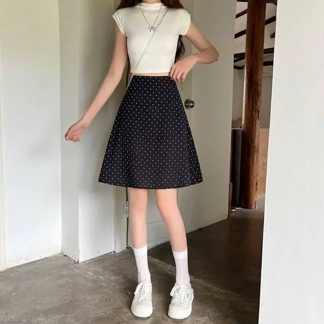 Faldas para mujer de cintura alta por debajo de la rodilla falda roja | Ropa de mujer · Omeda.es - Imagen 10