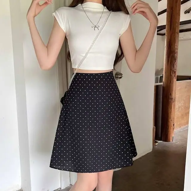 Faldas para mujer de cintura alta por debajo de la rodilla falda roja | Ropa de mujer · Omeda.es - Imagen 11