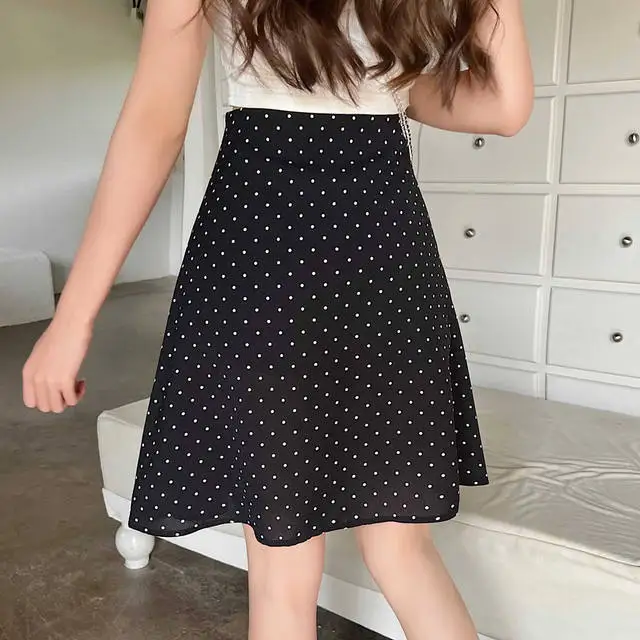 Faldas para mujer de cintura alta por debajo de la rodilla falda roja | Ropa de mujer · Omeda.es - Imagen 12