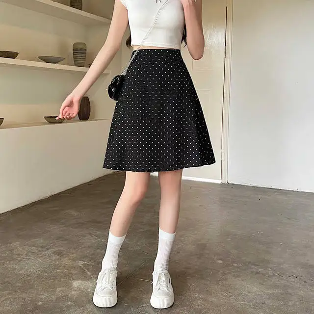 Faldas para mujer de cintura alta por debajo de la rodilla falda roja | Ropa de mujer · Omeda.es - Imagen 13