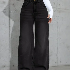 Los jeans rectos de mujer son informales con un corte cómodo con | Ropa de mujer · Omeda.es