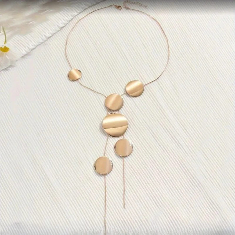 Long necklace for women girls temperament simple disc hollow | Accesorios de moda · Omeda.es - Imagen 7