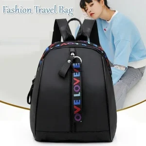 Mini mochila para hombre, bolso escolar pequeño de hombro negro a la | Accesorios de moda · Omeda.es