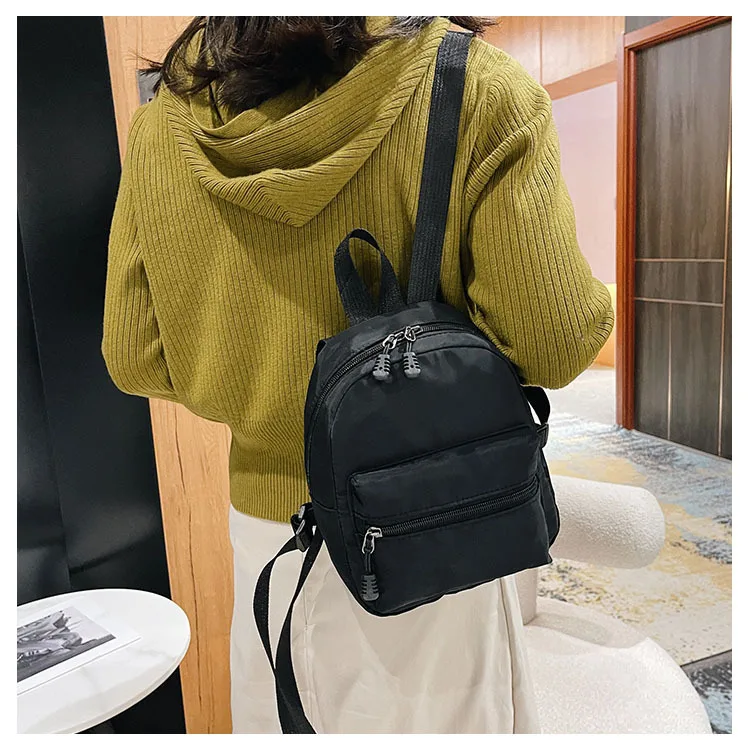Mochila de nylon para mujer Mochila | Accesorios de moda · Omeda.es - Imagen 8