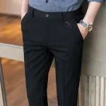 Pantalones recortados de poliéster para hombre, pantalones informales | Ropa de hombre · Omeda.es