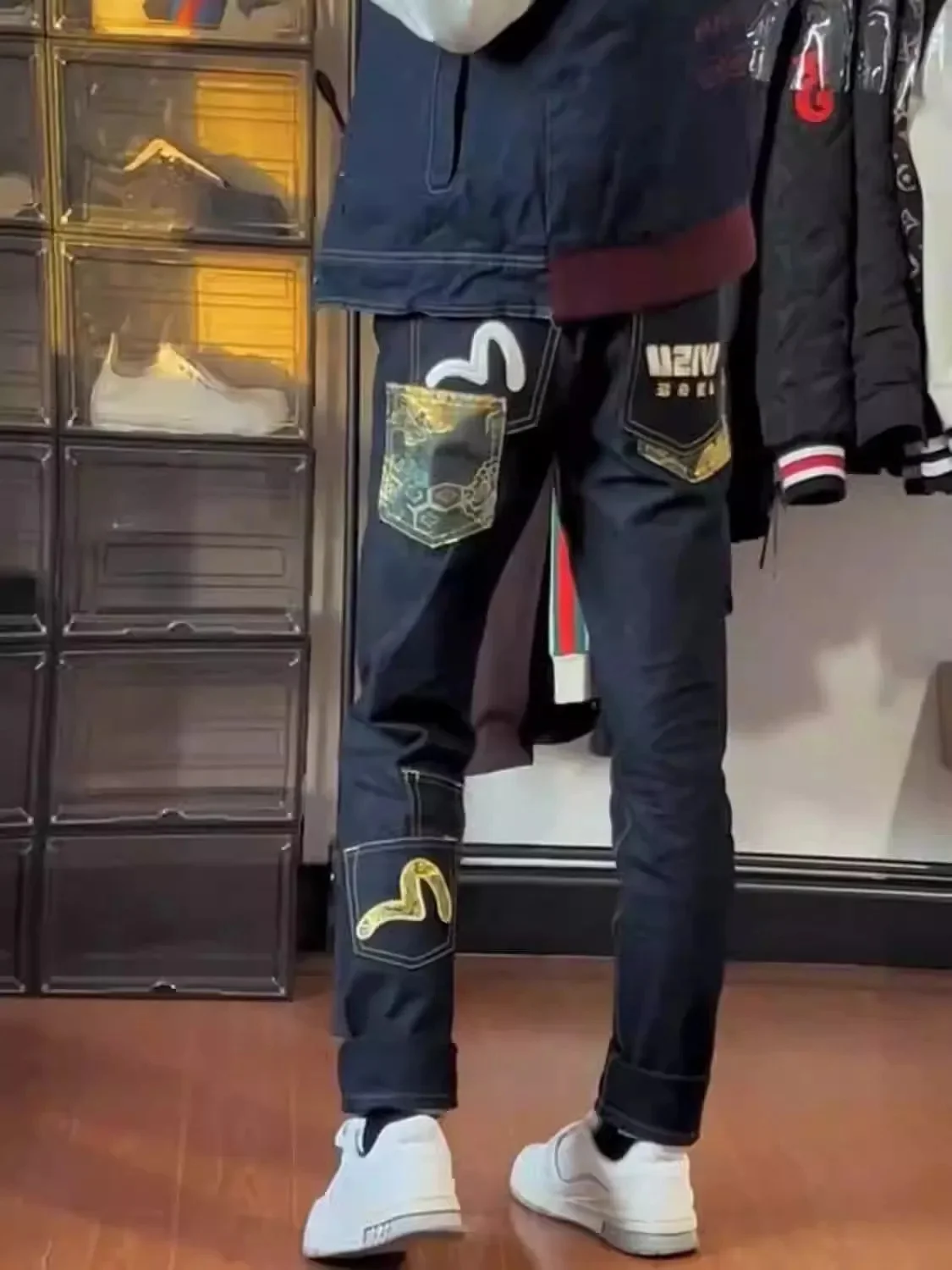 Pantalones vaqueros lavados a la moda para hombre, pierna recta, | Ropa de hombre · Omeda.es