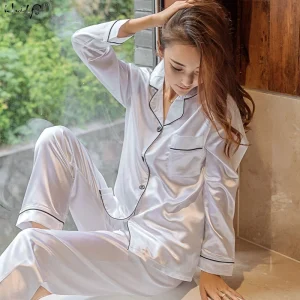 Pijamas de satén para mujer, conjunto de salón acogedor, otoño, manga | Ropa de mujer · Omeda.es