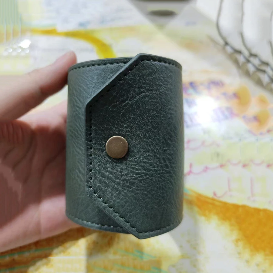 Práctico billetera de cuero con acceso rápido en efectivo, soporte | Accesorios de moda · Omeda.es - Imagen 7