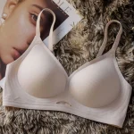 Ropa interior Sexy sin costuras para mujer, sujetador deportivo | Ropa de mujer · Omeda.es
