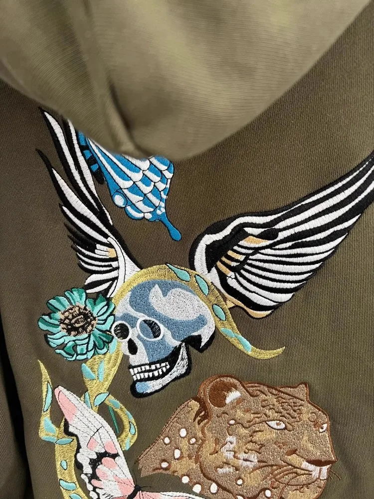 Sudadera con capucha bordada para mujer, ropa de calle verde de | Ropa de mujer · Omeda.es - Imagen 10