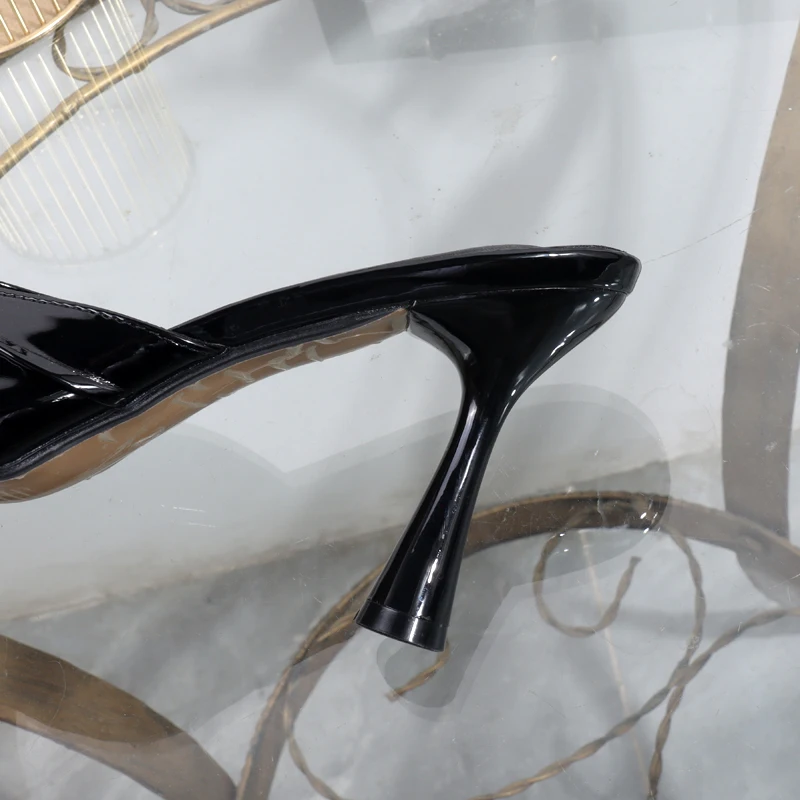 Tacones altos 2025, novedad de verano, zapatillas plisadas, dedos | Zapatos y calzado · Omeda.es - Imagen 4