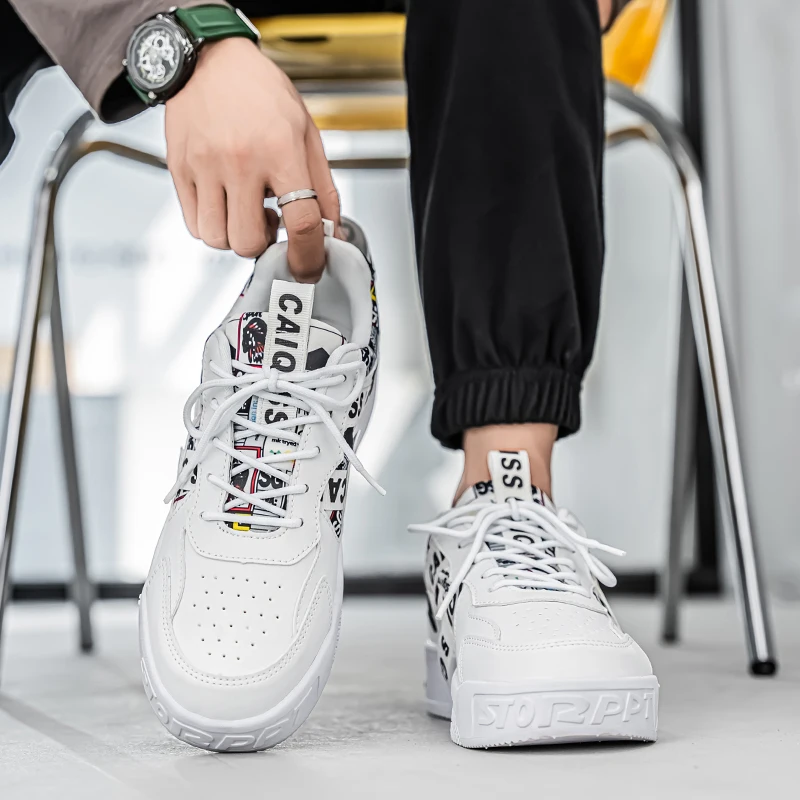 Zapatillas de deporte casuales de moda adecuadas para hombres y | Zapatos y calzado · Omeda.es - Imagen 5